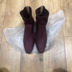 Journee Collection Maroon Ankle Booties